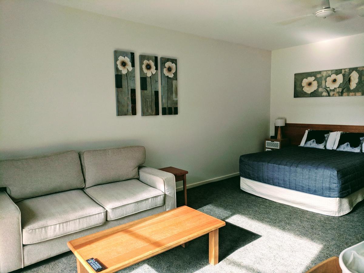 Metung Waters Motel And Apartments Exterior photo